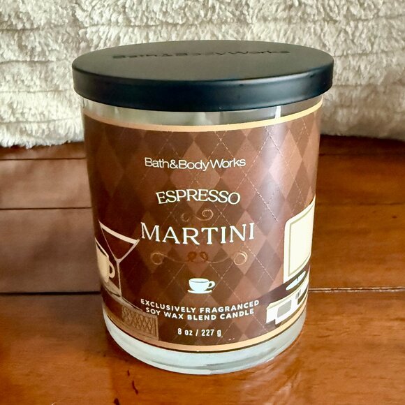 2 for $30 SALE - NEW Bath & Body Works Single Wick Candle ESPRESSO MARTINI 8oz - Picture 1 of 3